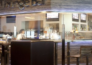 airport_bar